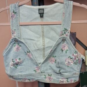 Wild Fable NWT Floral Denim Crop Zip Vest Sz Small